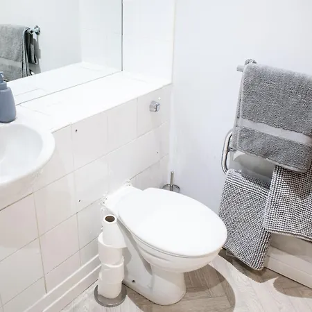 Central 2 Bed Apartment - Leeds City Centre - For Relocators, Professionals Extérieur photo